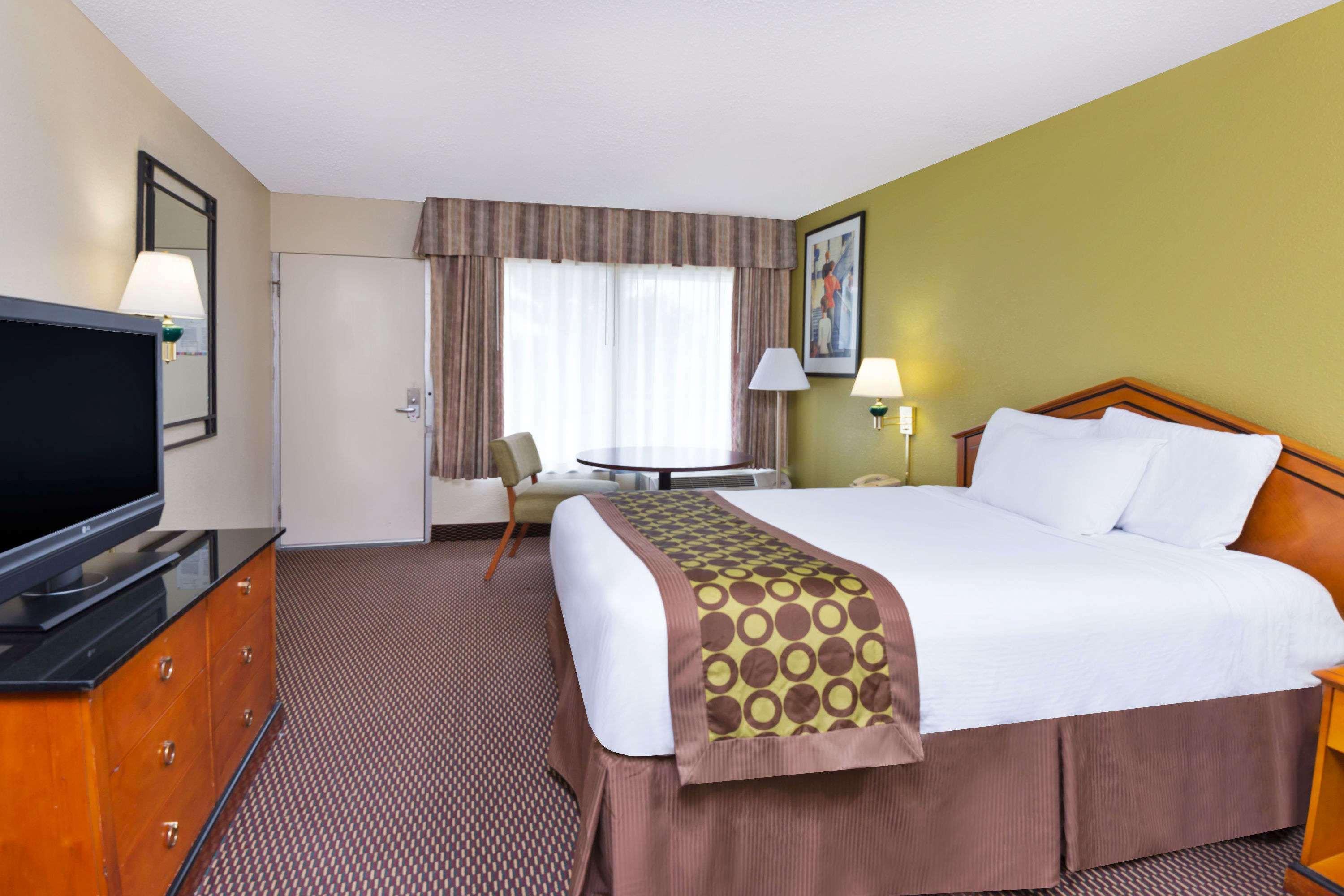 Ramada By Wyndham Pikesville/Baltimore North Exteriör bild