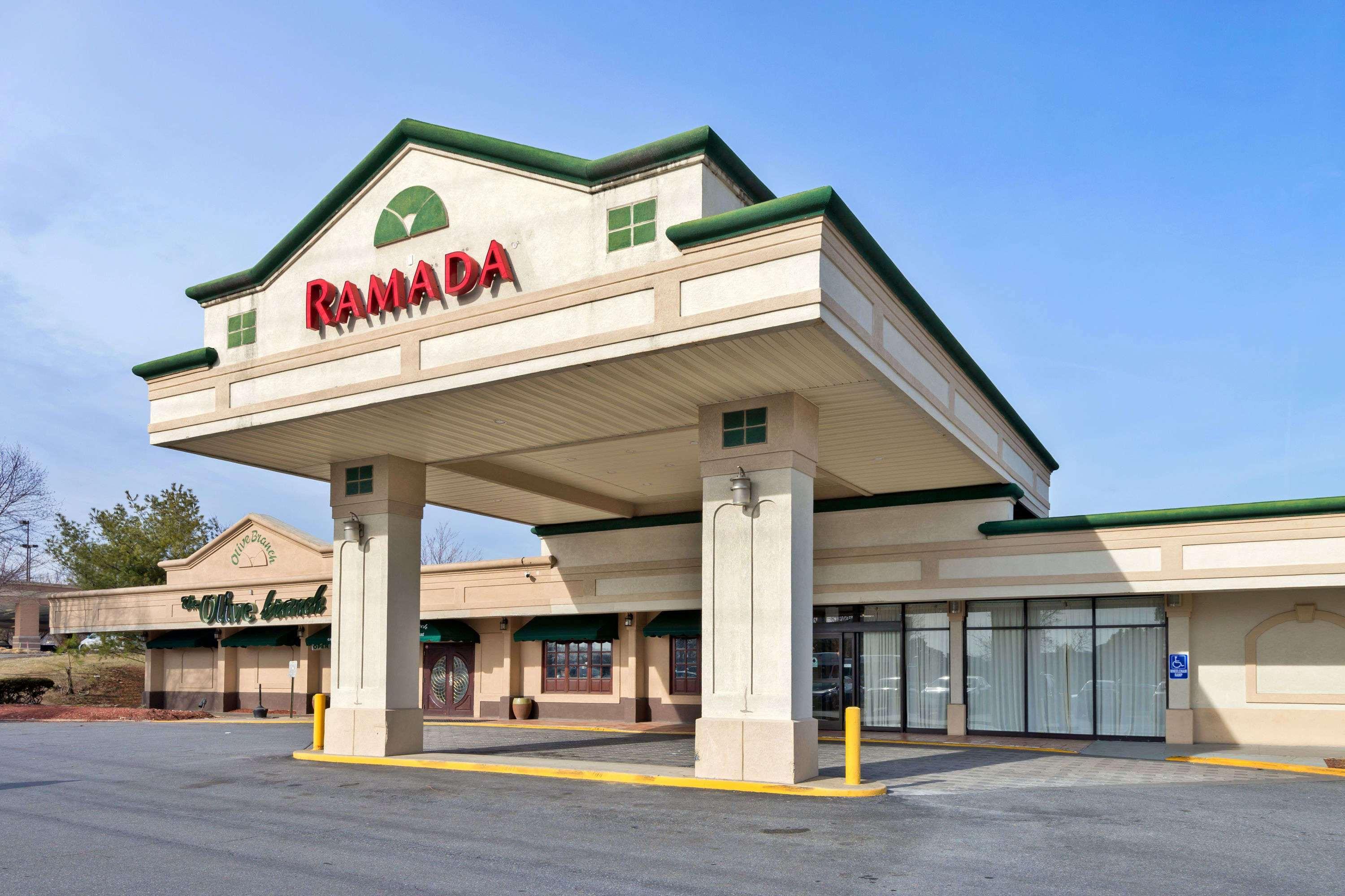 Ramada By Wyndham Pikesville/Baltimore North Exteriör bild